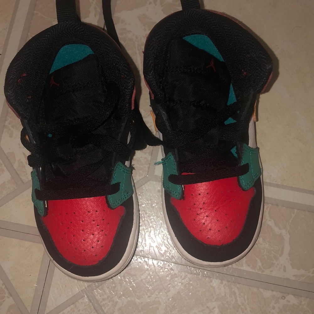 Kids shoes